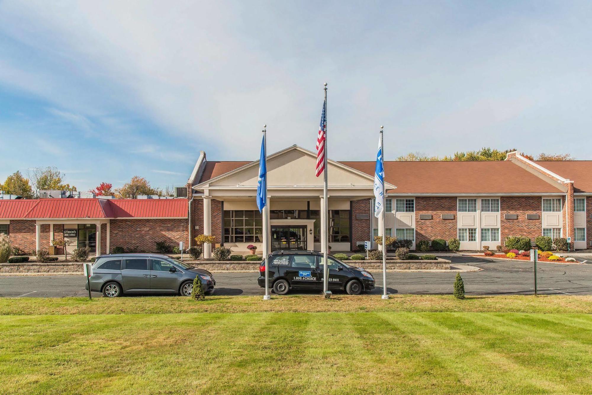 Quality Inn Plainfield I-395 Exterior photo